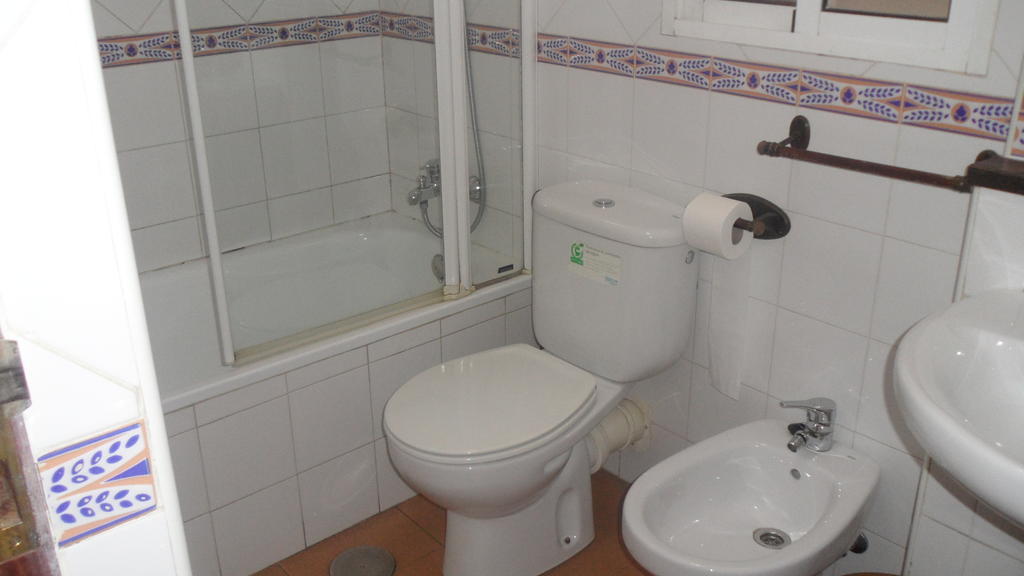 Hostal Suarez Μαδρίτη Δωμάτιο φωτογραφία